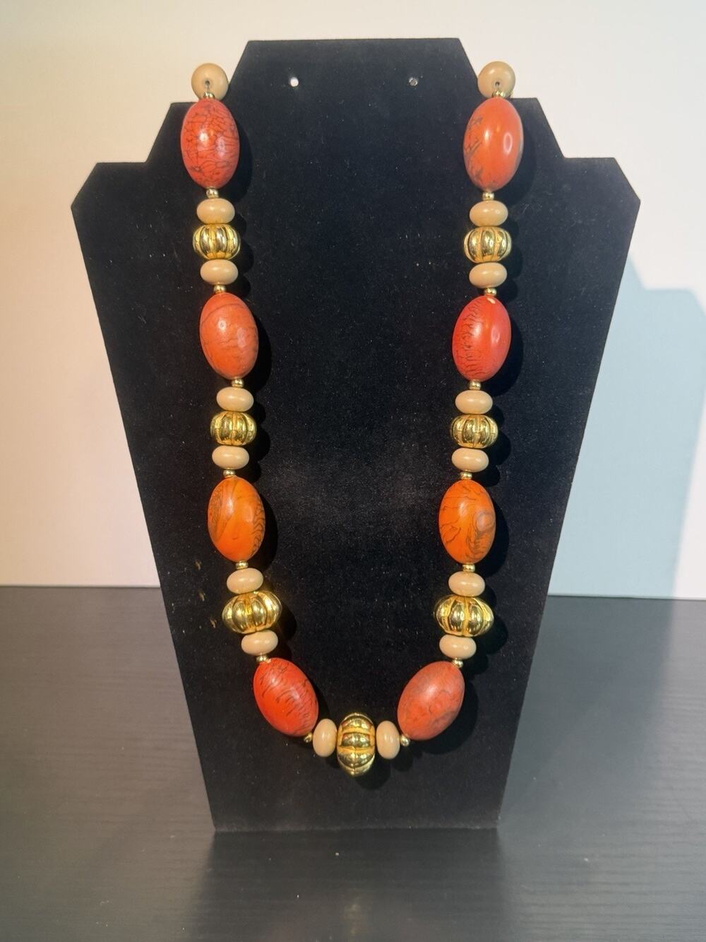 Vintage Napier Chunky Terracotta Coral Marble Resin Gold Fluted Bead Necklace